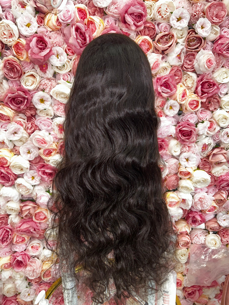 Plush Transparent Wig Collection "Body Wave 180% Density 13X4 Lace Frontal"